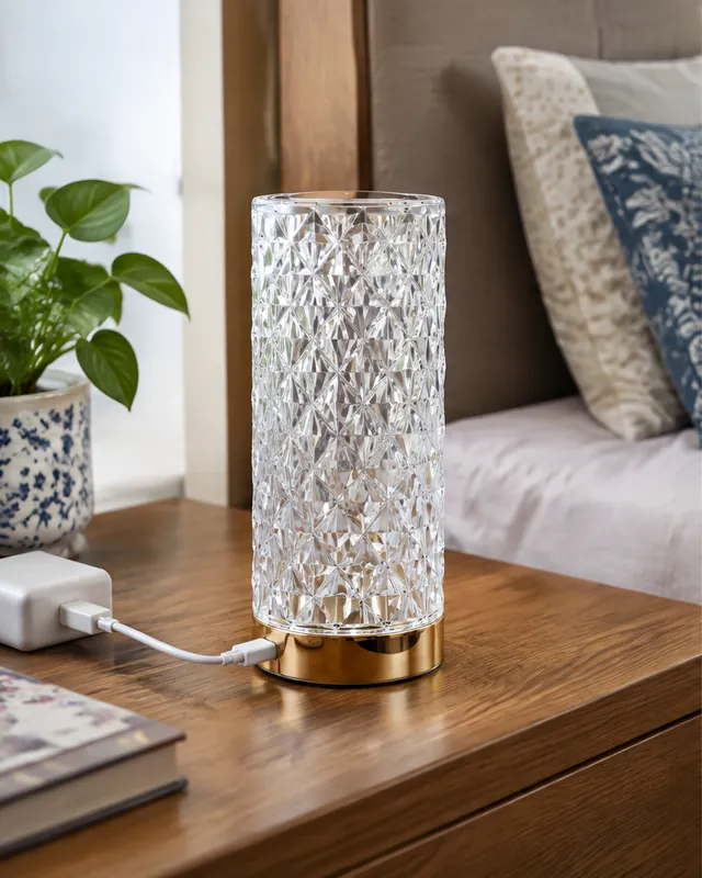 Crystal Rose Touch Lamp: step 1, Charge